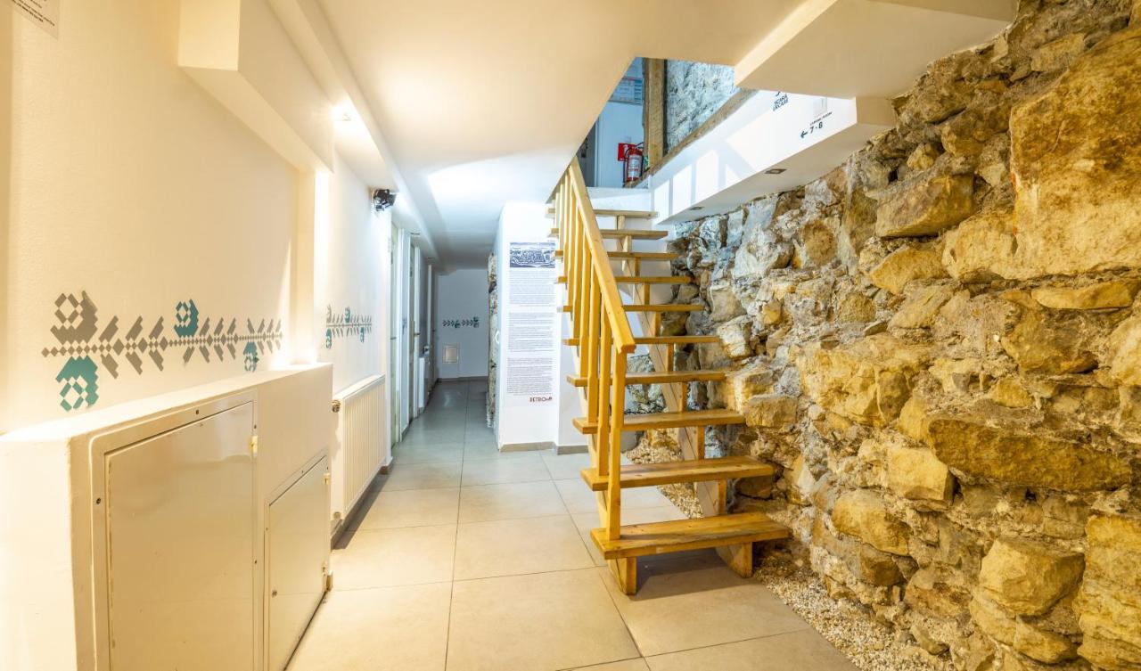 קלוז'-נאפוקה Retro Hostel מראה חיצוני תמונה
